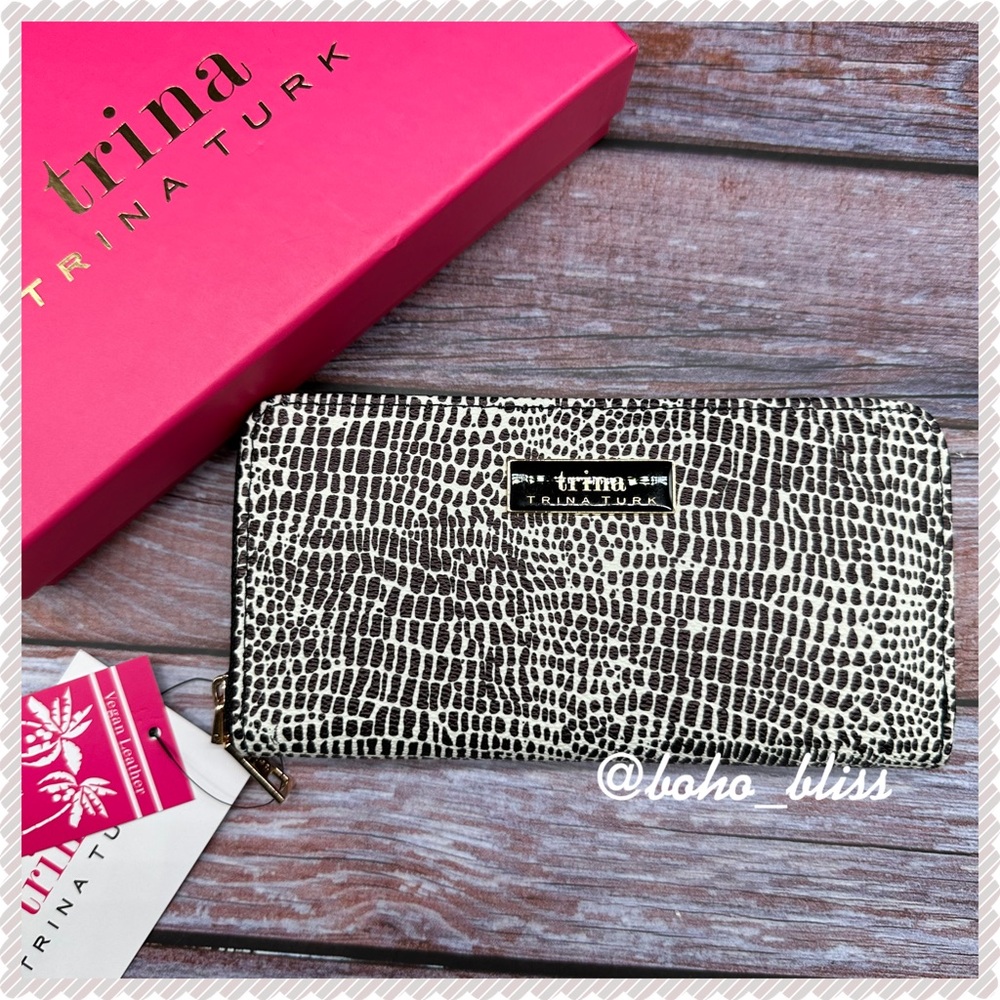 TRINA TURK | Textured Faux Leather Croc Zip Around Wallet NIB